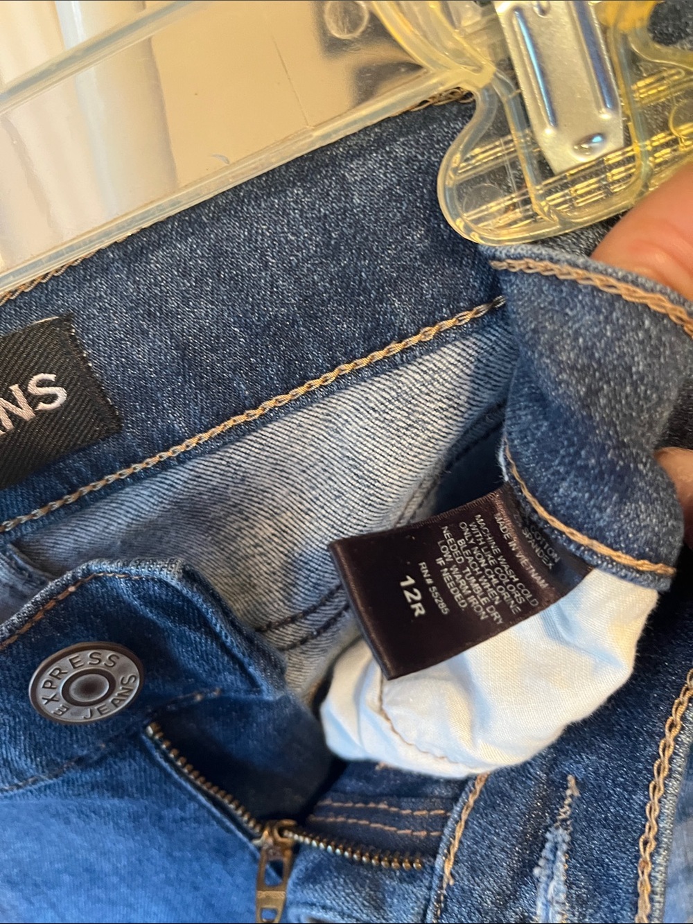 Express Jeans Distressed Dark Wash Denim W18” L38”Inseam 27” - Picture 4 of 4